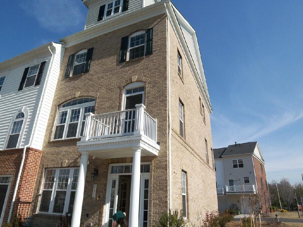 Primary Photo - 601 Spectator Ave