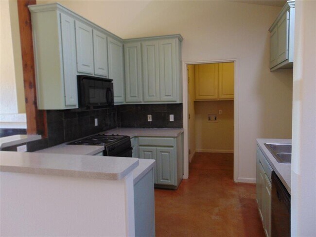 Foto del edificio - 111-A/B Chestnut Ridge