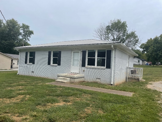 Building Photo - 135 Clauson Dr