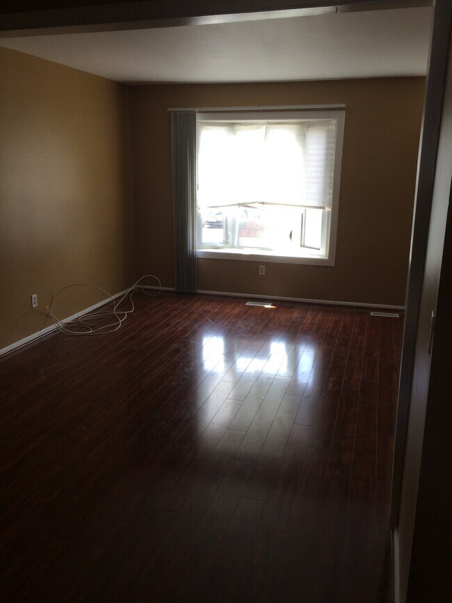 Living room - 46 Magnolia Ct Townhome