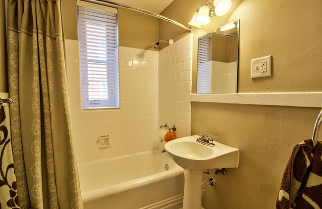 University Apartments Durham Apartments Durham, NC