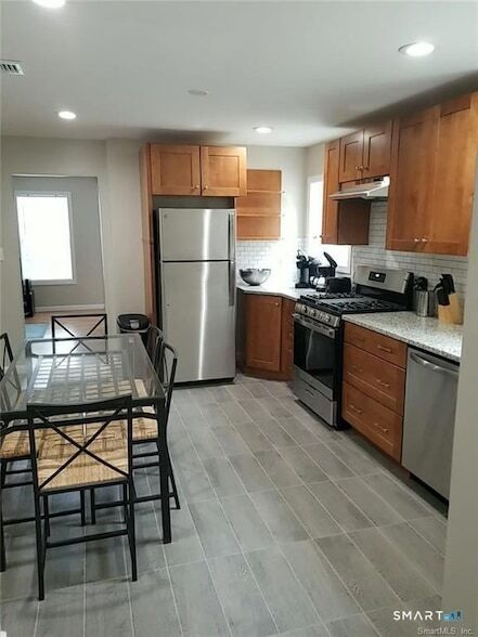 Foto del edificio - 531 East St