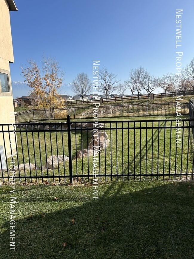 Building Photo - 43 Silver Fox Ln