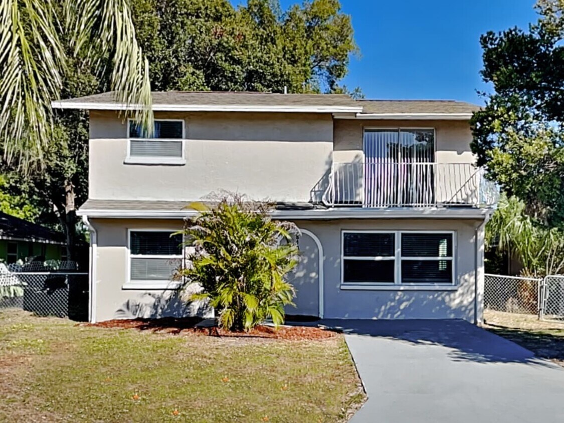 Foto principal - 843 Winter Garden Dr