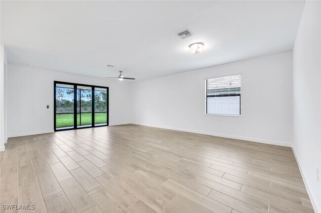 Foto del edificio - 14303 Winding Cedar Wy