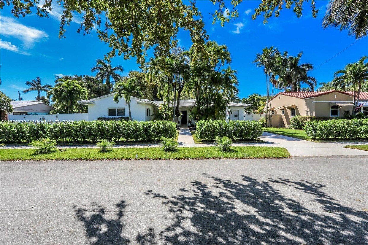 Foto principal - 1338 Jackson St