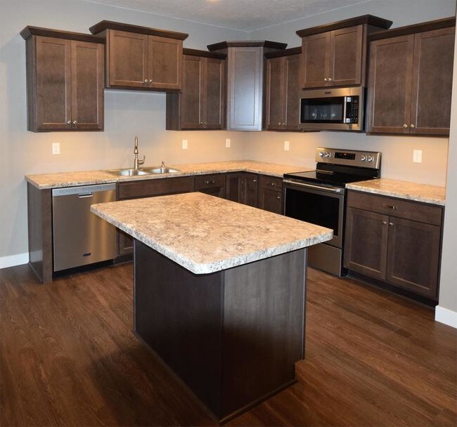 Foto del edificio - 3 Bedroom New Construction Town Home