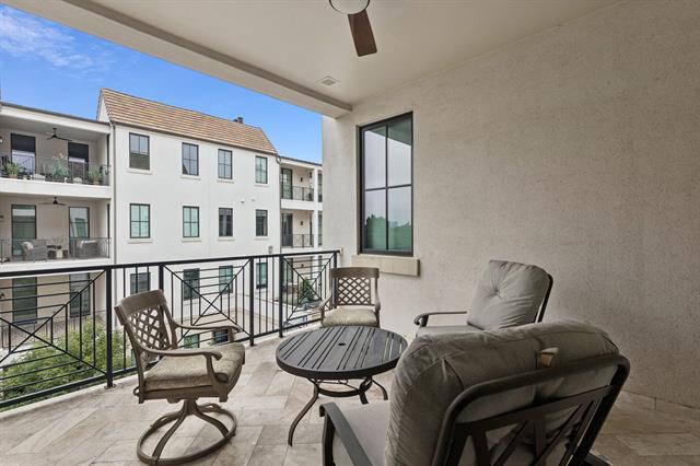 Foto del edificio - 5270 Town and Country Blvd