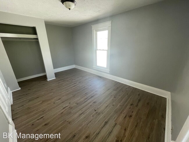 Building Photo - 2 br, 1 bath House - 514 N Virginia Street