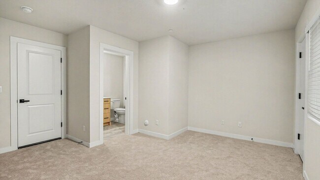 Foto del edificio - Brand-New Townhome at Cathcart Crossing – Modern Living in a Prime Snohomish Location - Move in R...