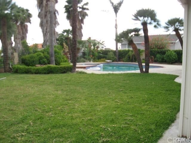 Foto del edificio - 6632 Sherwood Dr