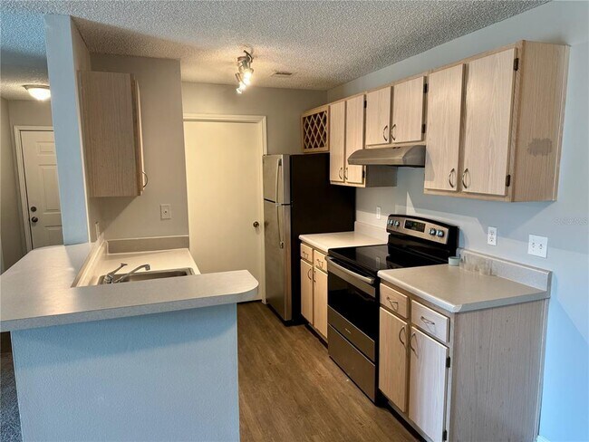 Foto del edificio - 2504 Grassy Point Dr