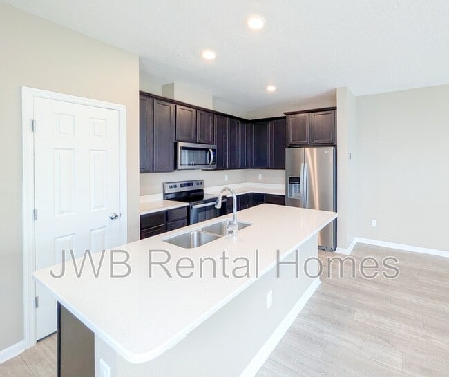Building Photo - 9868 Fiddleback Ln