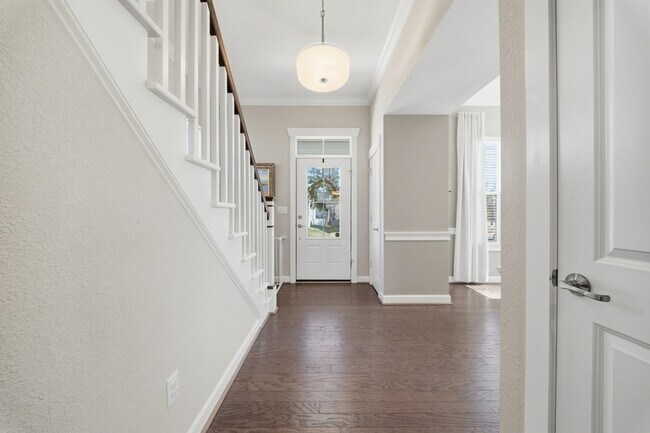 Foto del edificio - 1824 Hazelwood Rd