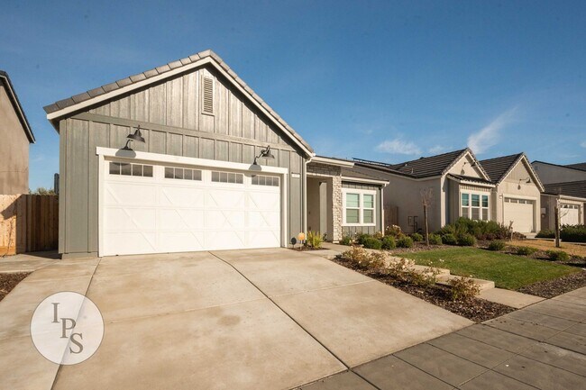 Foto del edificio - Madera Riverstone Home, 3BR/2BA, SOLAR, Community Pool, New Elementary School in Community!