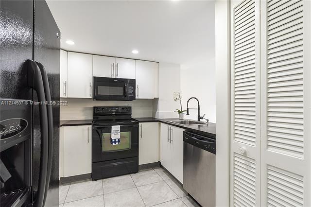 Foto del edificio - 10057 SW 77th Ct
