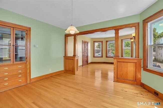 Building Photo - 31 Brooklawn St