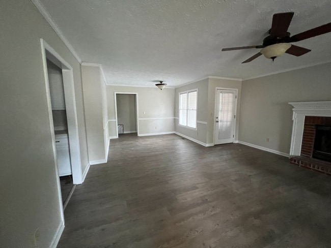 Building Photo - 6837 St Julian Way