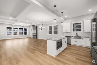 Building Photo - 2015 9th Ave N