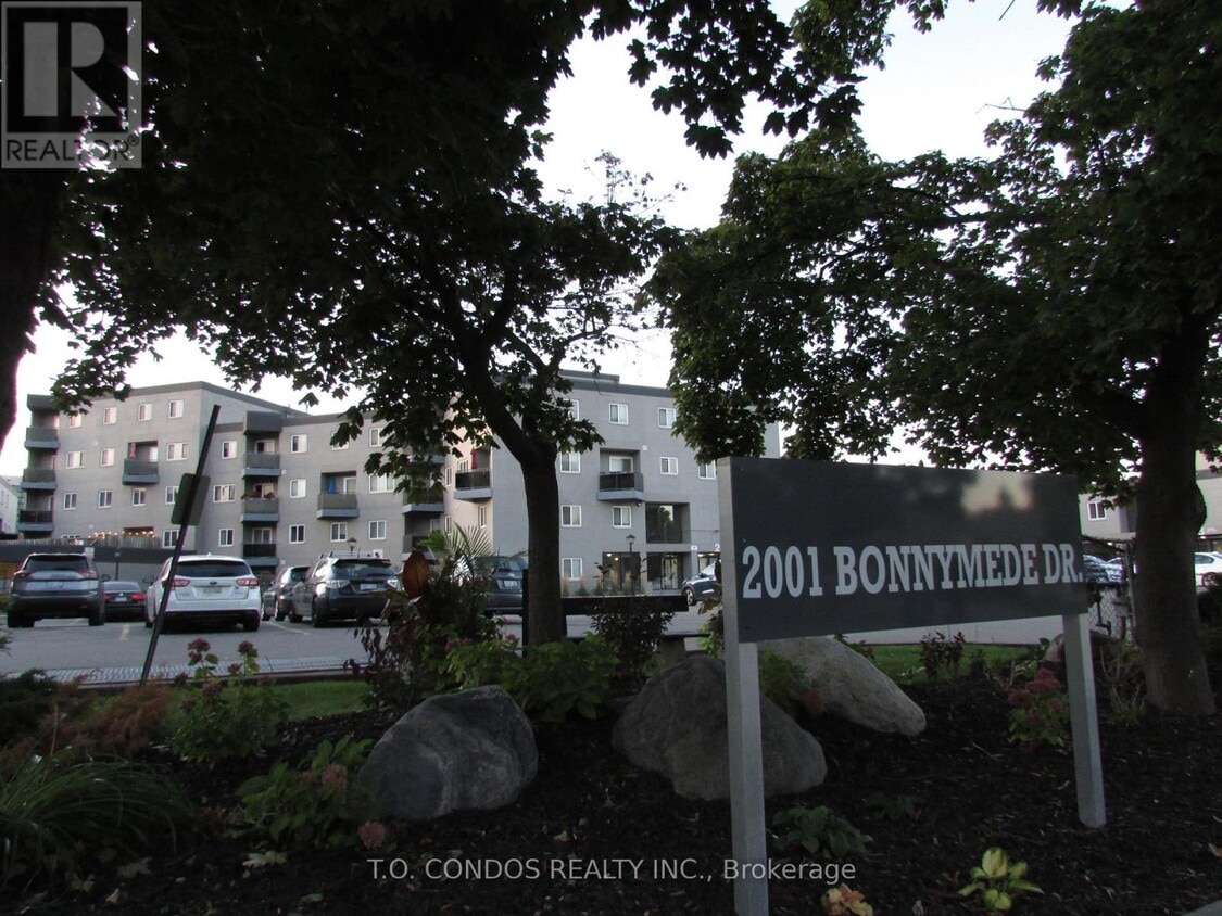 Primary Photo - 2001 Bonnymede Dr