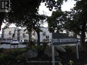 Building Photo - 2001-2001 Bonnymede Dr