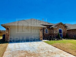 Building Photo - 6708 NW 157th St
