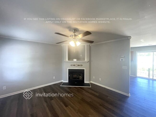 Building Photo - 756 Sir Raleigh Dr