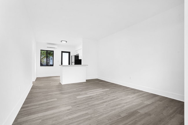 Building Photo - 173 NW 56th St