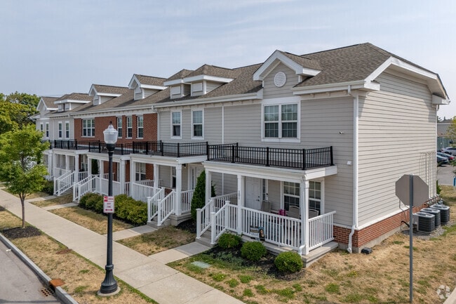 Building Photo - ELIM Townhouses