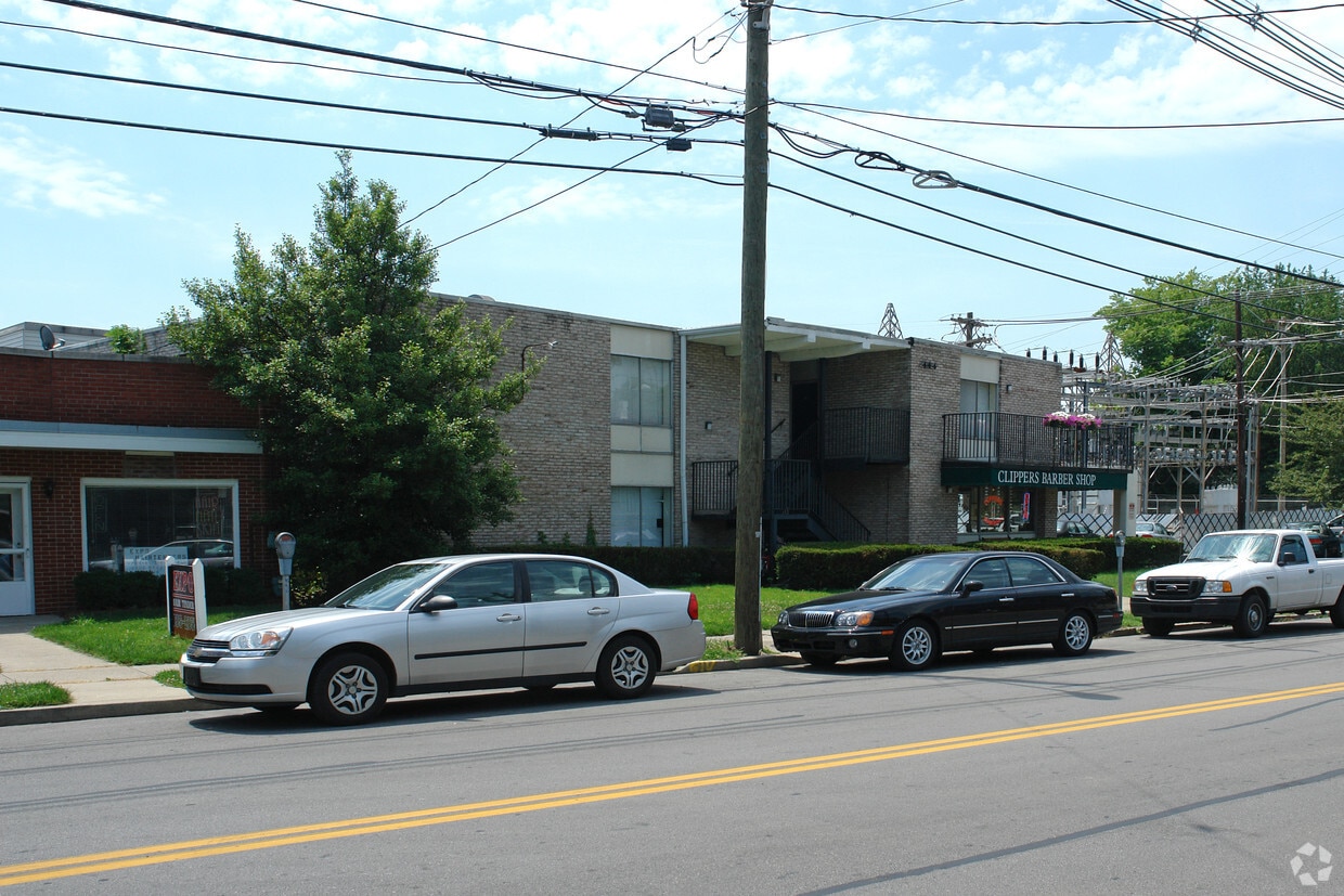 Building Photo - 444 S Ashland Ave