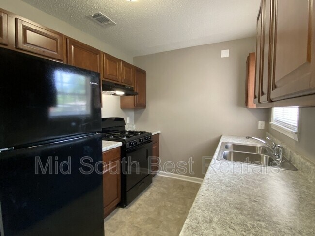 Foto del edificio - 6602 Dove Ln