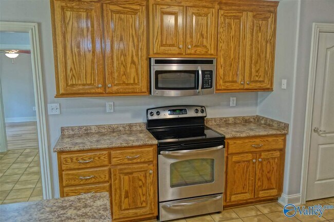 Foto del edificio - 16992 Woodhaven Dr