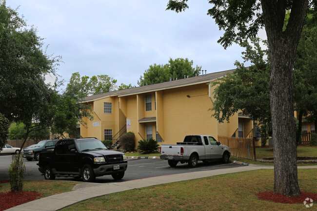 Mayfield Gardens Apartment Homes Apartments - San Antonio, TX ...