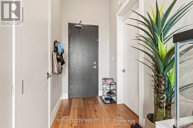 Photo du bâtiment - 1705 Fiddlehead Pl