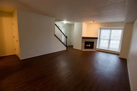Building Photo - 700 Westside Dr