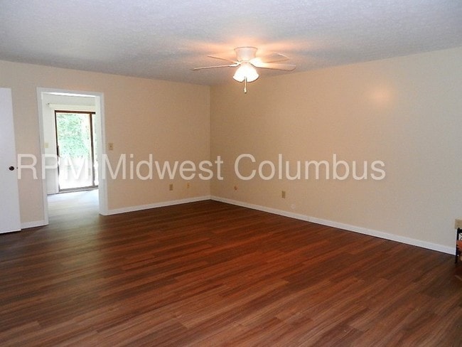 Building Photo - Worthington Condo