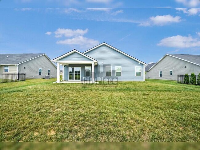 Building Photo - 7009 E Bean Blossom Dr