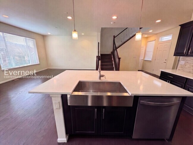 Building Photo - 14944 E Crestridge Dr