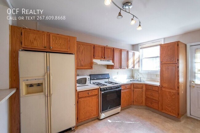 Foto del edificio - Three Bedroom Pointbreeze Rowhome