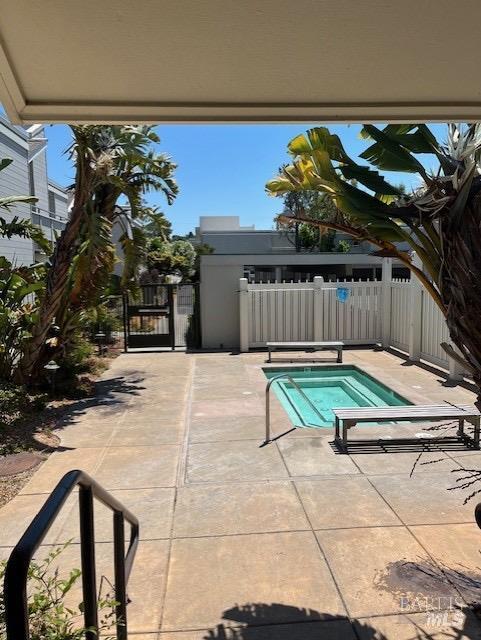 Foto del edificio - 238 Larkspur Plaza Dr