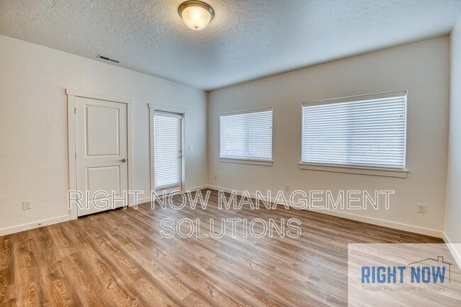 Building Photo - 5505 E Bollo St