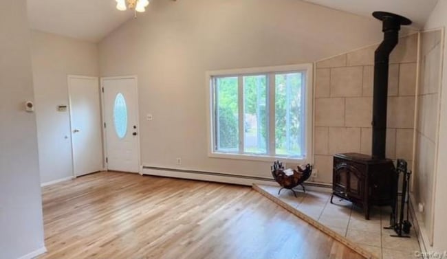 Building Photo - 72 Propose Rd