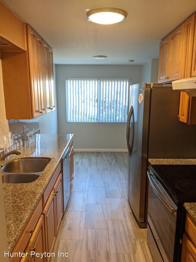 Foto del edificio - 2 br, 2 bath House - 225 Castro Street