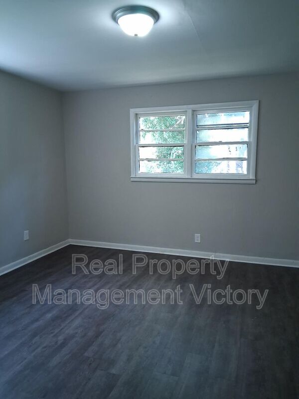 Foto del edificio - 1537 Bacon Ave
