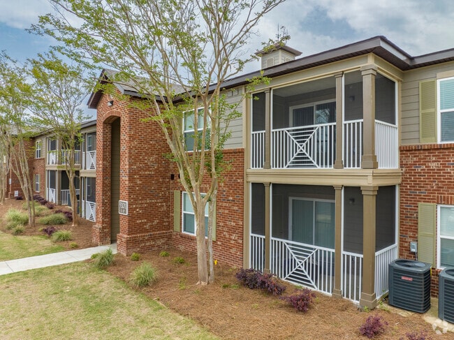 Building Photo - Elevate 5050