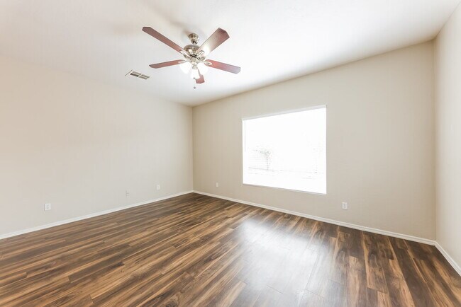 Foto del edificio - 14881 W Riviera Dr