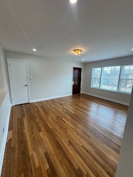 Foto del edificio - 132 Ridge Ave