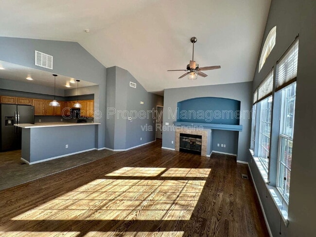 Building Photo - 9064 W Phillips Dr