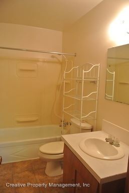Foto del edificio - 300 16th Ave SW
