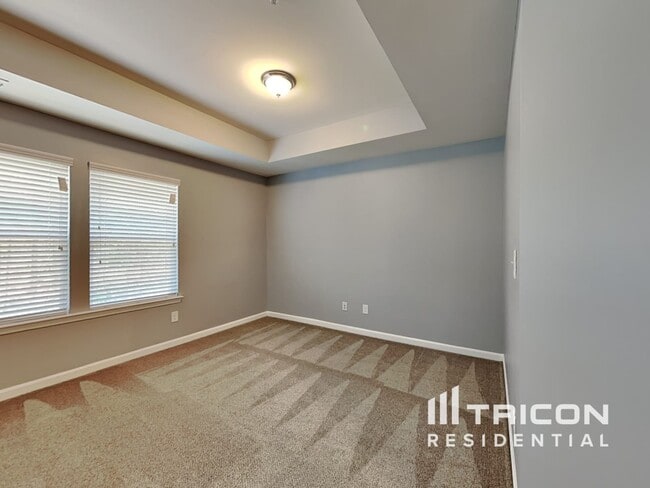 Building Photo - 3853 Augustine Pl